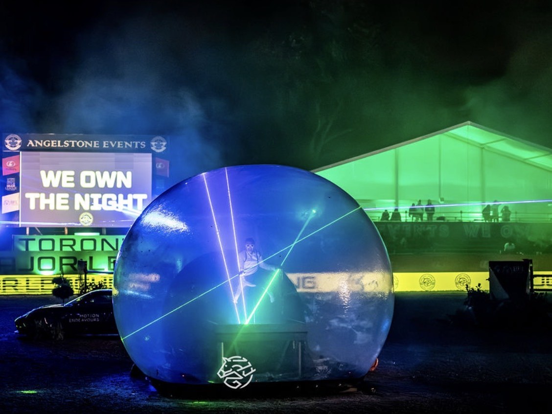 Laser bubble performer at MLSJ Toronto night